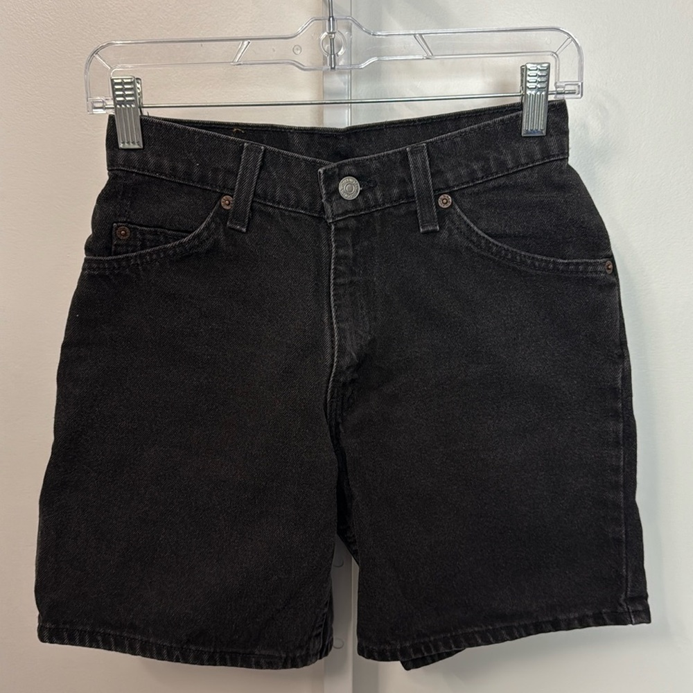 Vintage Levi Strauss Black Relaxed Fit Cotton High Rise Shorts Women Size 5 Y2K